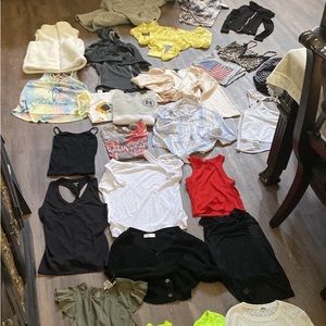 Lot of women’s small tops